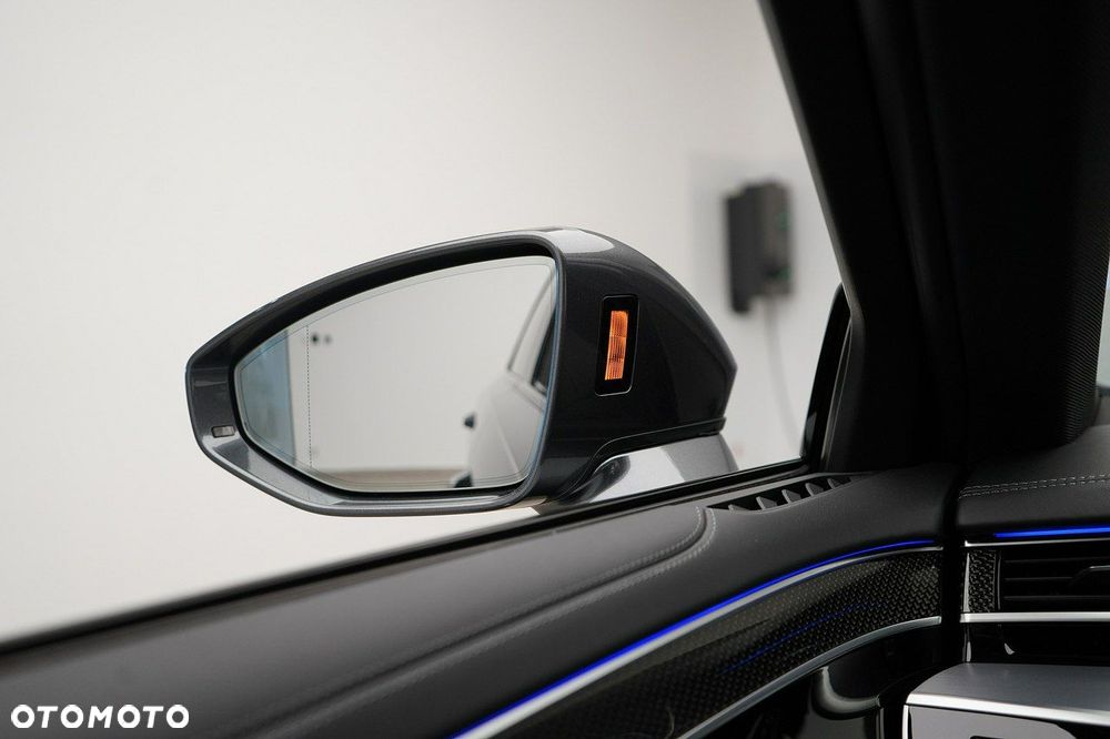 Audi A8 - 13