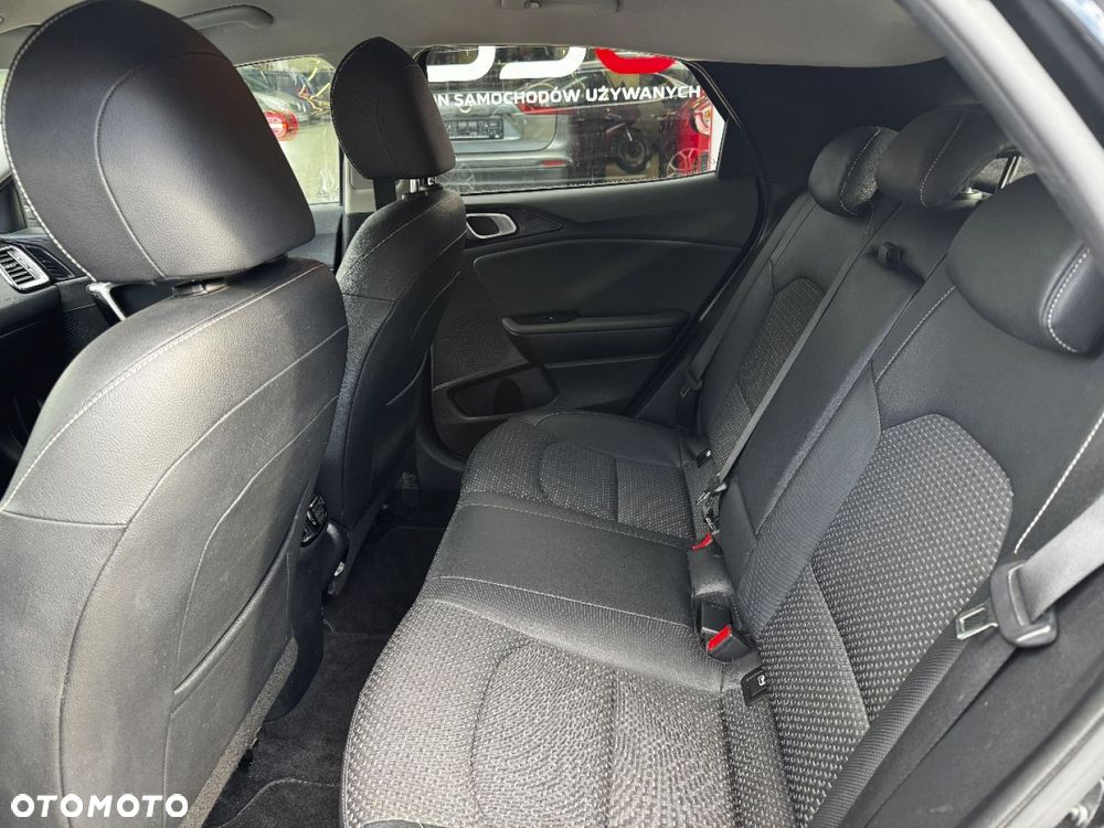 Kia XCeed 1.4 T-GDI L DCT - 24