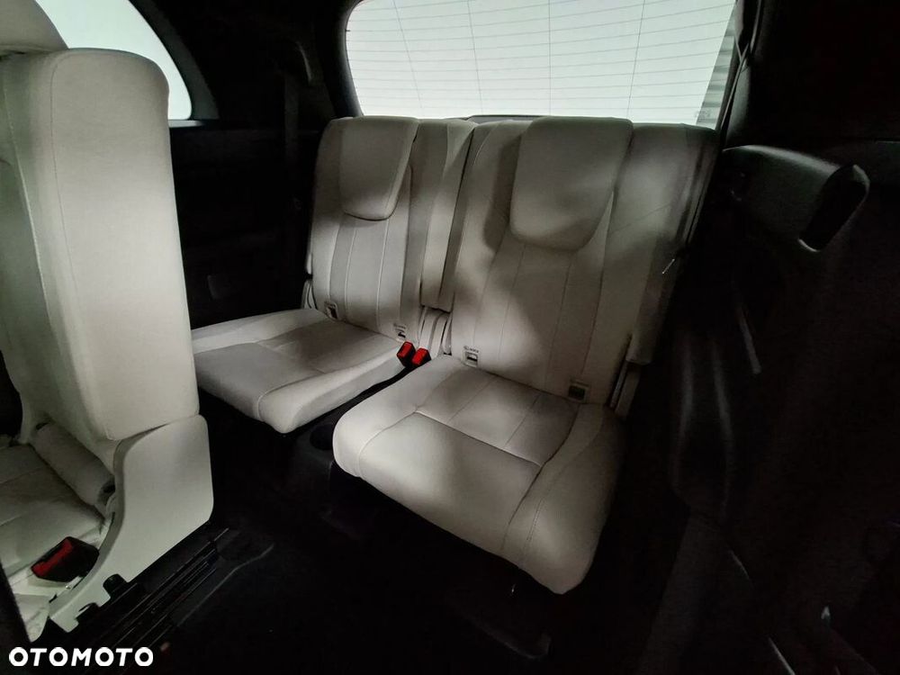 Mercedes-Benz GLB 200 Progressive 7G-DCT - 12