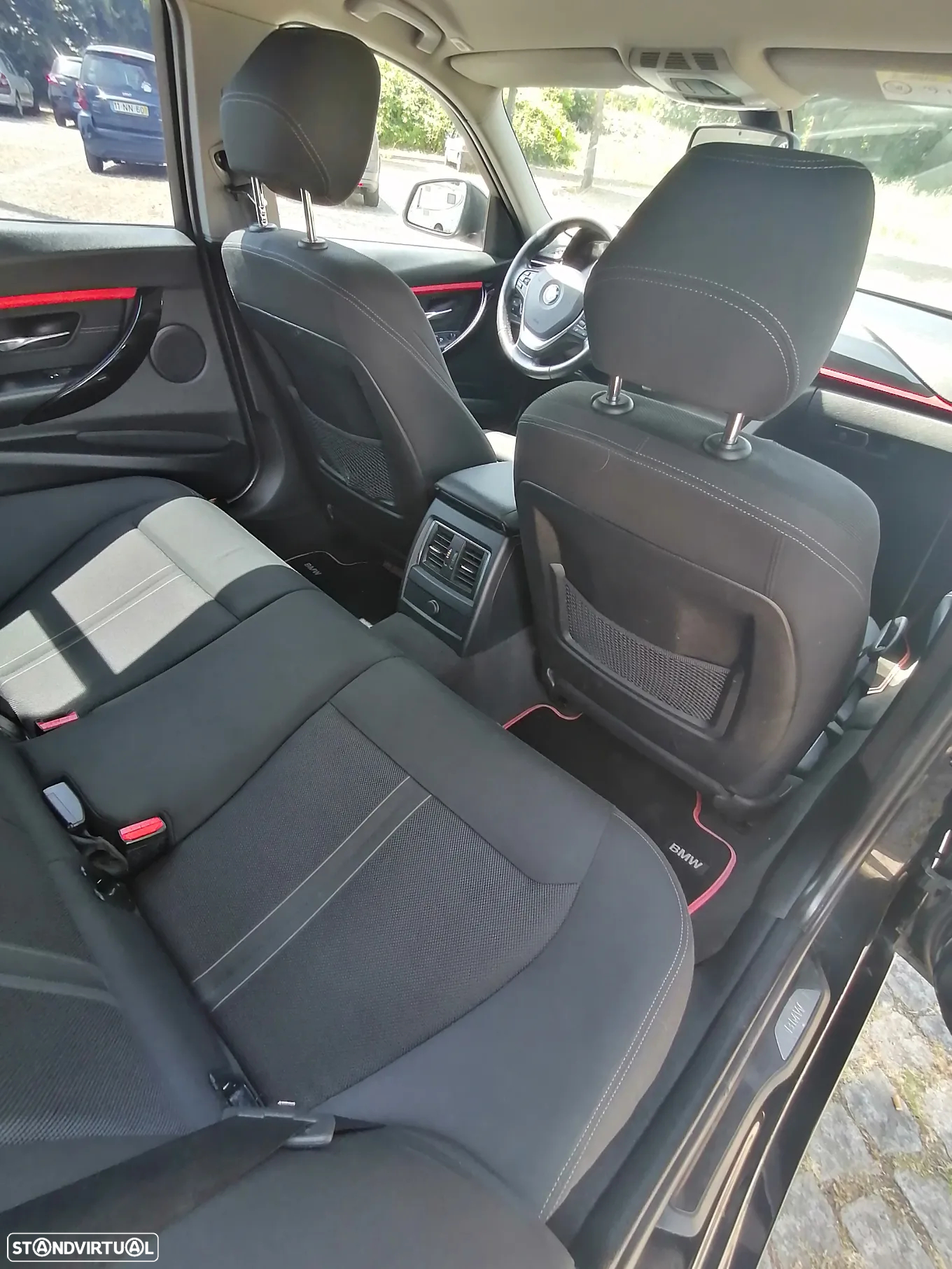 BMW 318 d Touring Line Sport - 15