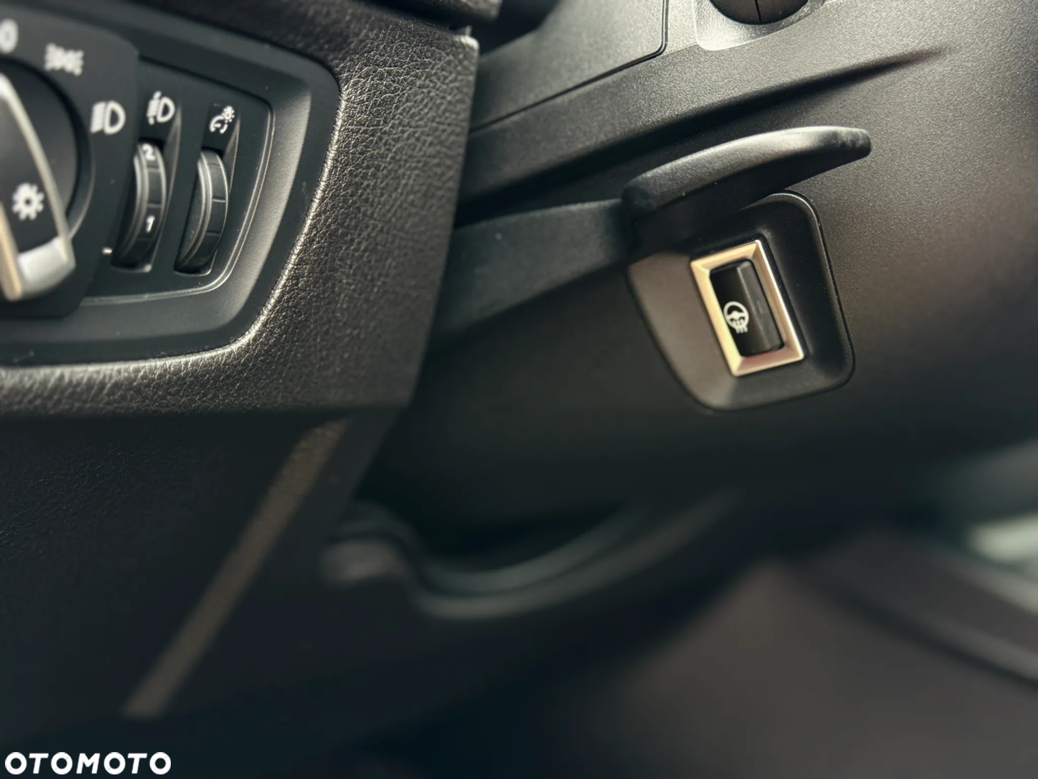 BMW Seria 1 118d - 27