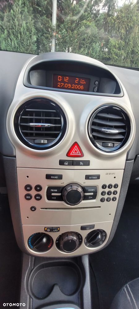Opel Corsa - 33