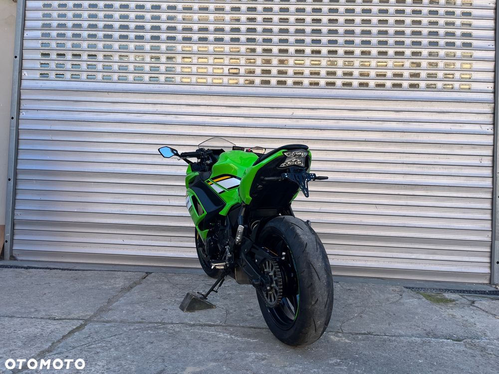 Kawasaki Ninja - 15
