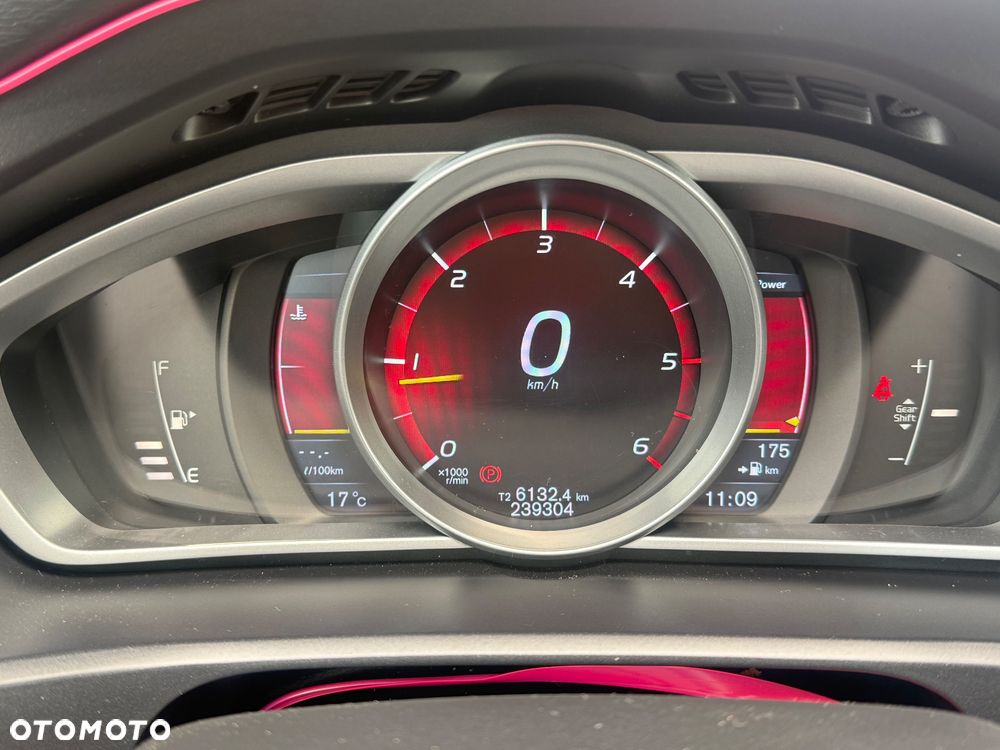 Volvo XC 40 ver-d4-scr-awd-inscription - 19