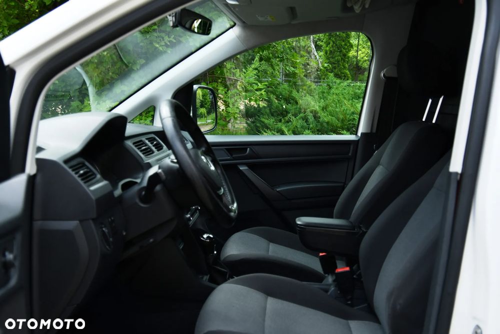 Volkswagen Caddy 2.0 TDI Highline 4Motion - 16