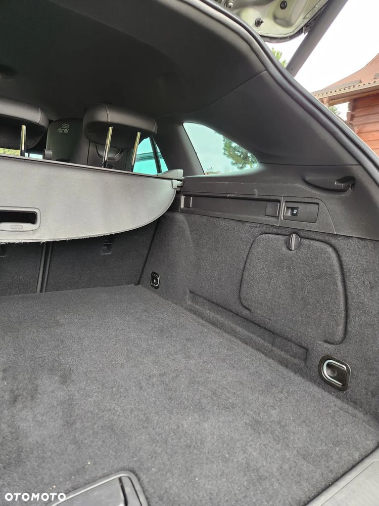 Opel Astra 1.2 T Ultimate S&S - 10