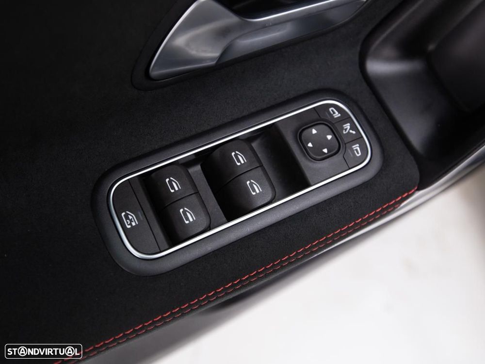 Mercedes-Benz A 200 7G-DCT AMG Line - 13