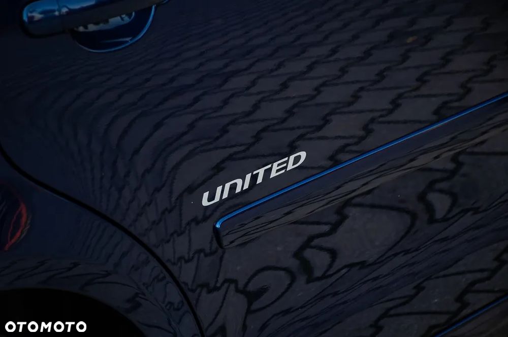 Volkswagen Polo 1.6 United - 14