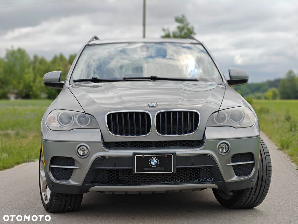 BMW X5 xDrive35i Edition Exclusive - 11