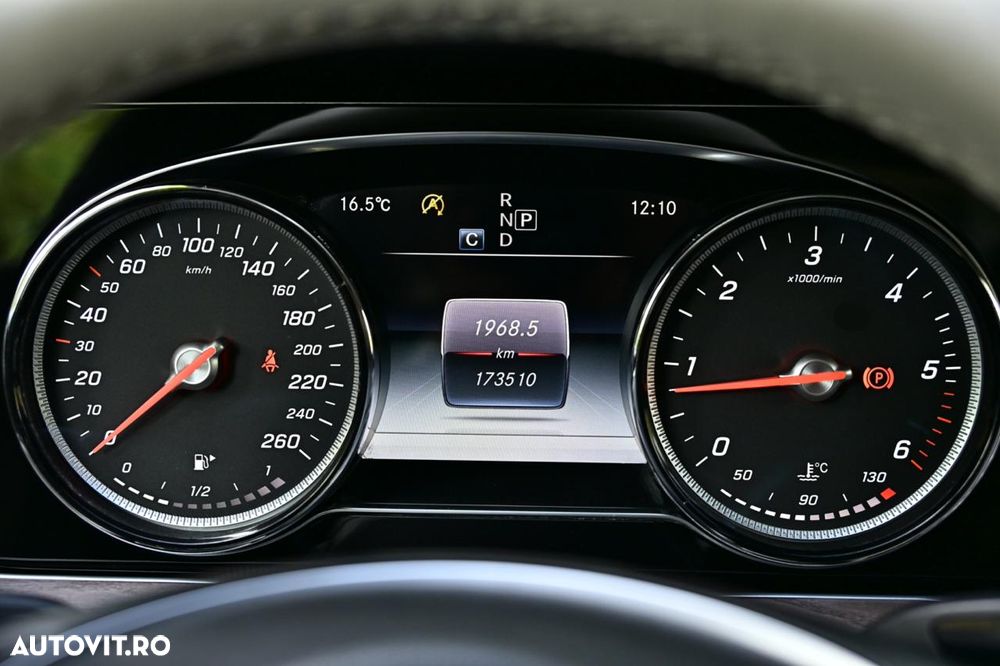 Mercedes-Benz E 200 d Aut. - 11
