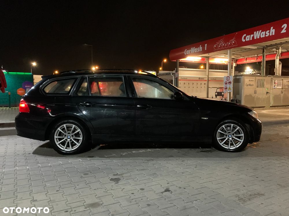 BMW 320I 2007 photo 2