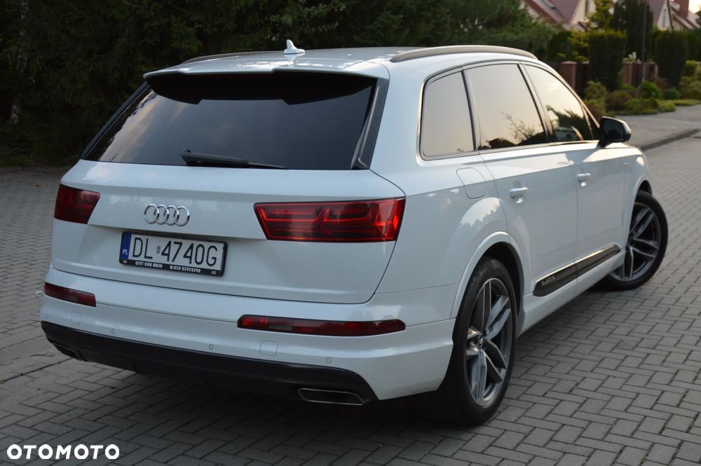 Audi Q7 - 3