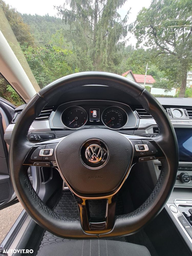 Volkswagen Passat Alltrack 2.0 TDI SCR 4Motion DSG - 26