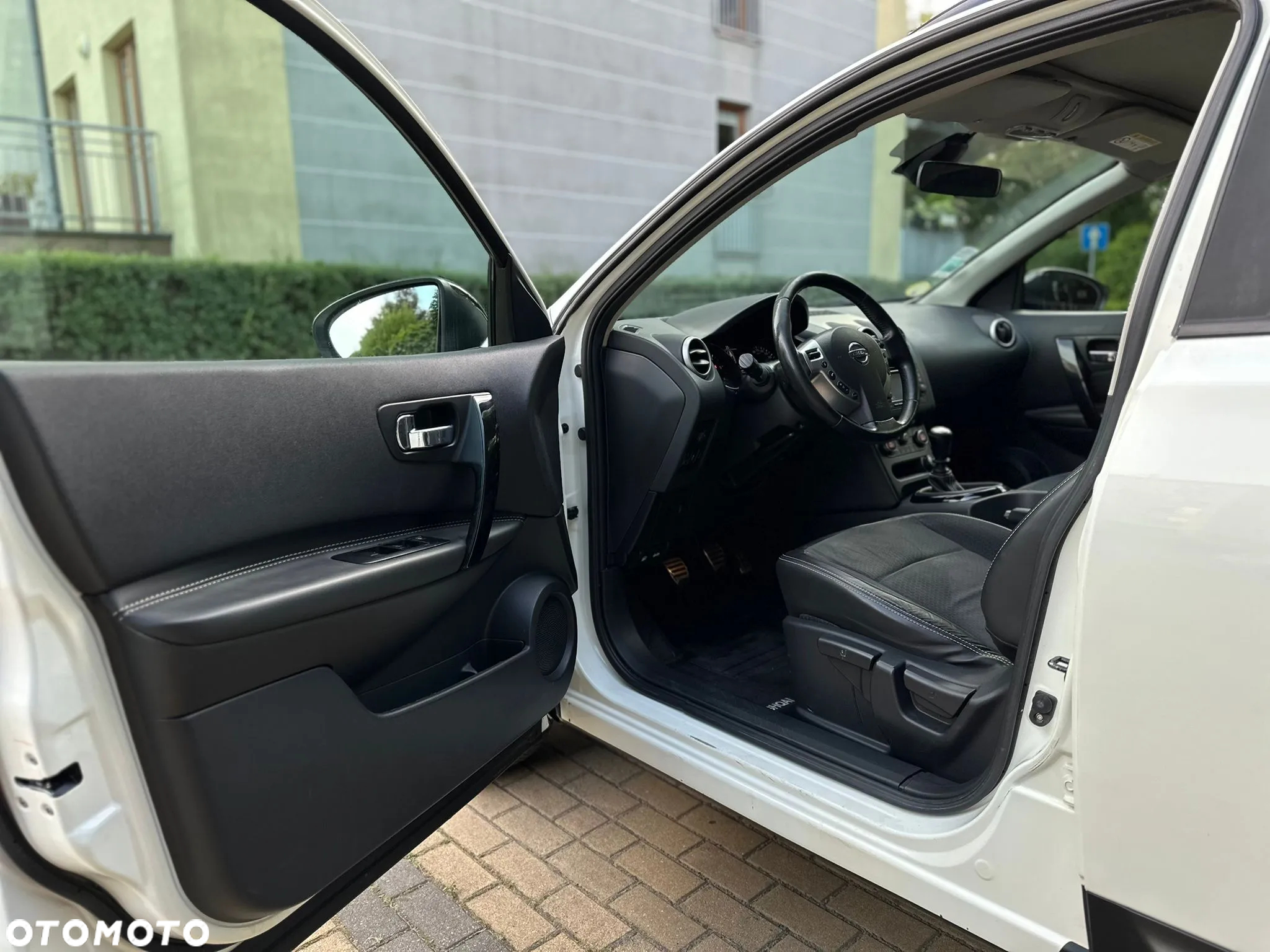 Nissan Qashqai 1.6 dCi TEKNA+ - 13
