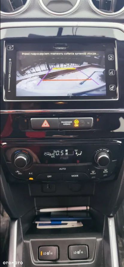 Suzuki Vitara 1.0 Boosterjet Premium 2WD - 9