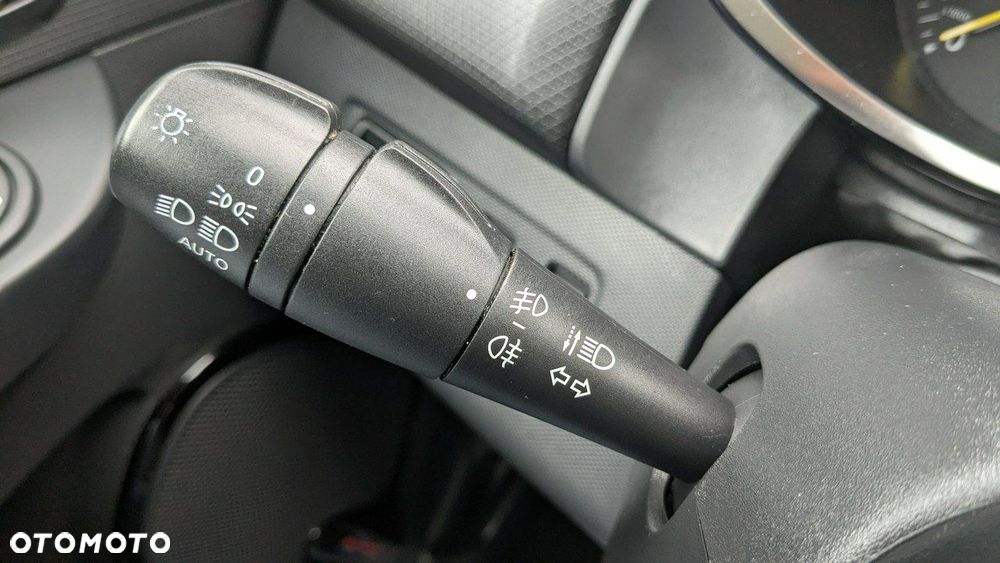 Renault Clio - 25
