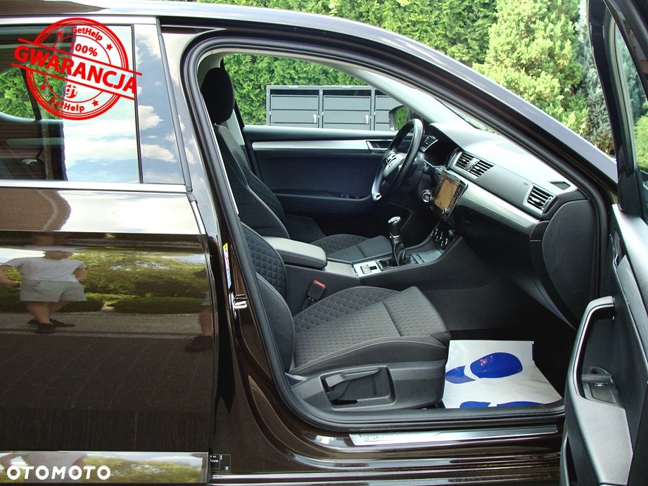 Skoda Superb 2.0 TDI SCR Style - 11