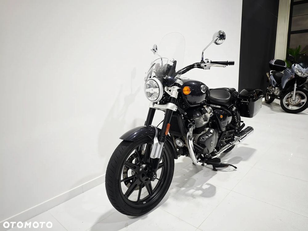 Royal Enfield Super Meteor - 13