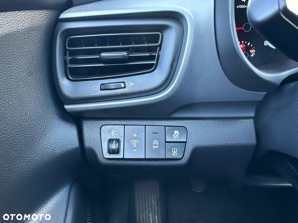 Kia Stonic - 21