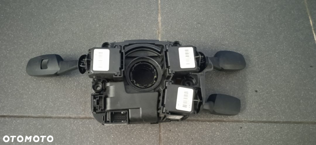 Przełączniki Kierownicy Moduł Zespolony BMW E91 2.0D 6989557-02 - 2