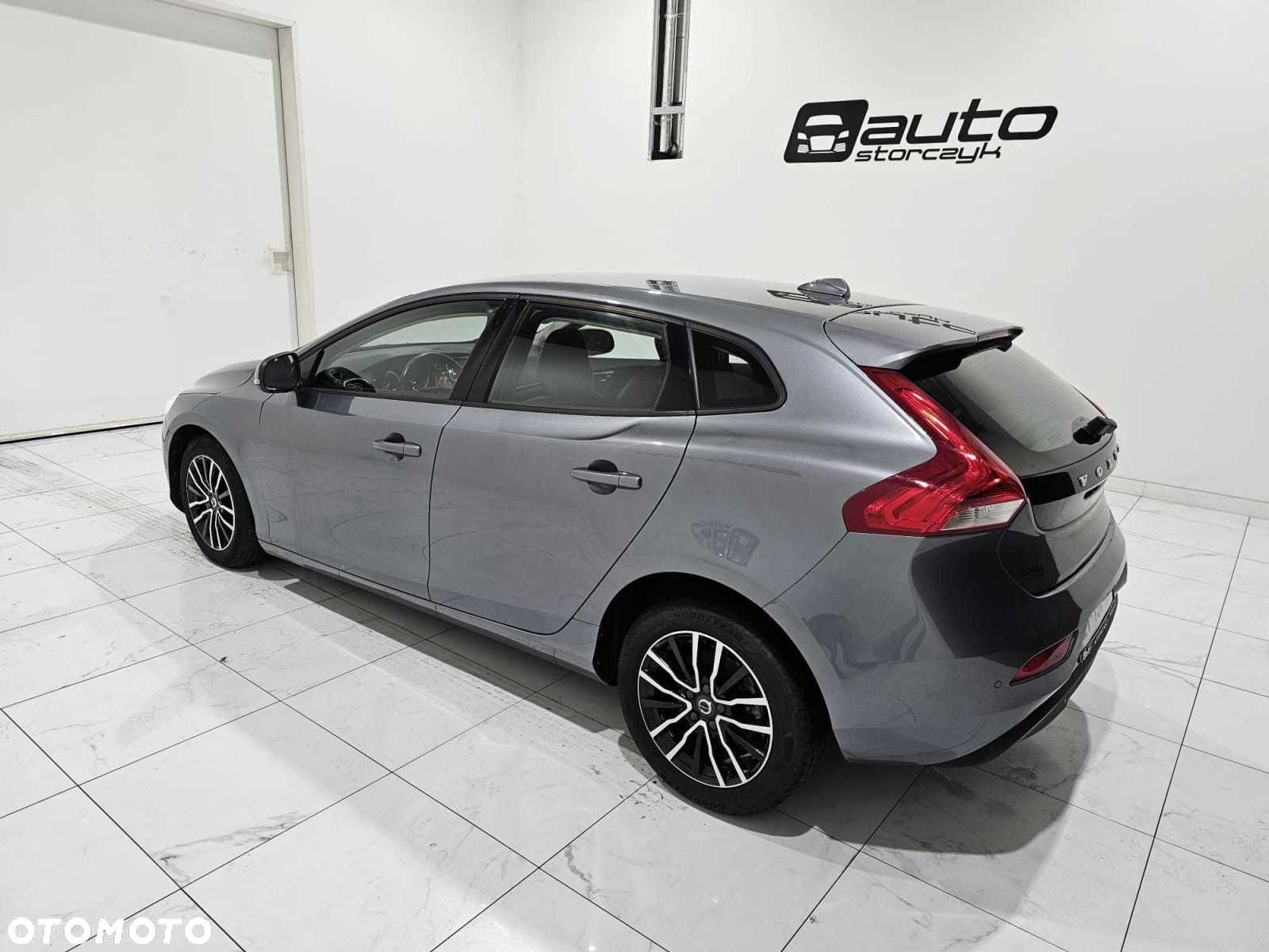 Volvo V40 - 3