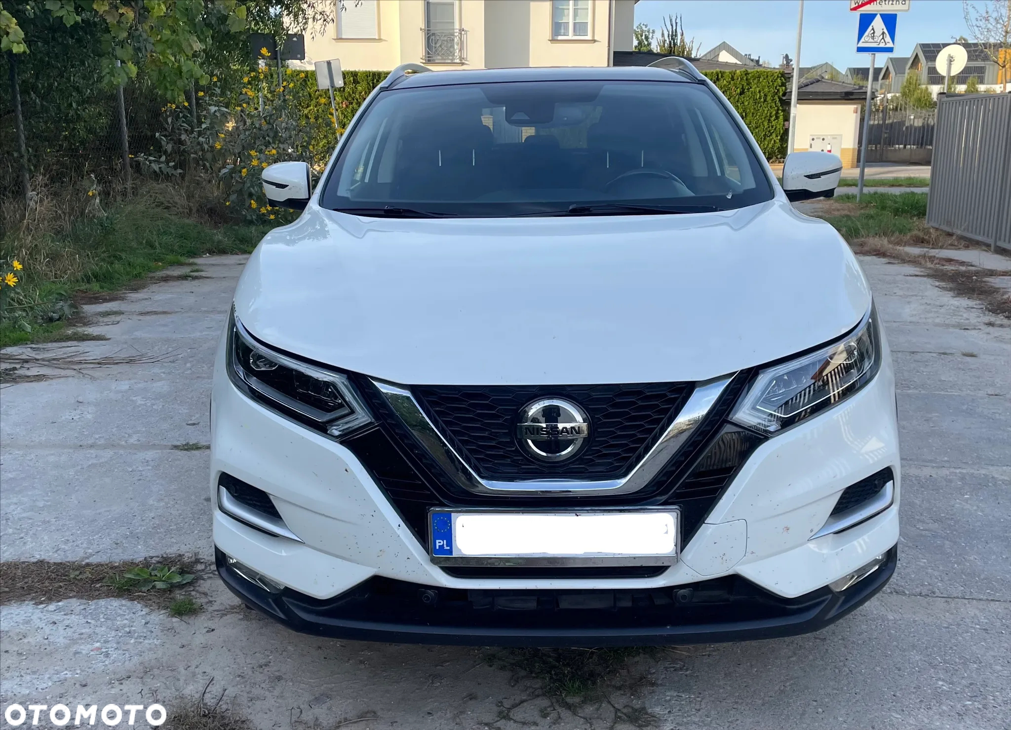 Nissan Qashqai 1.3 DIG-T N-Connecta DCT - 4