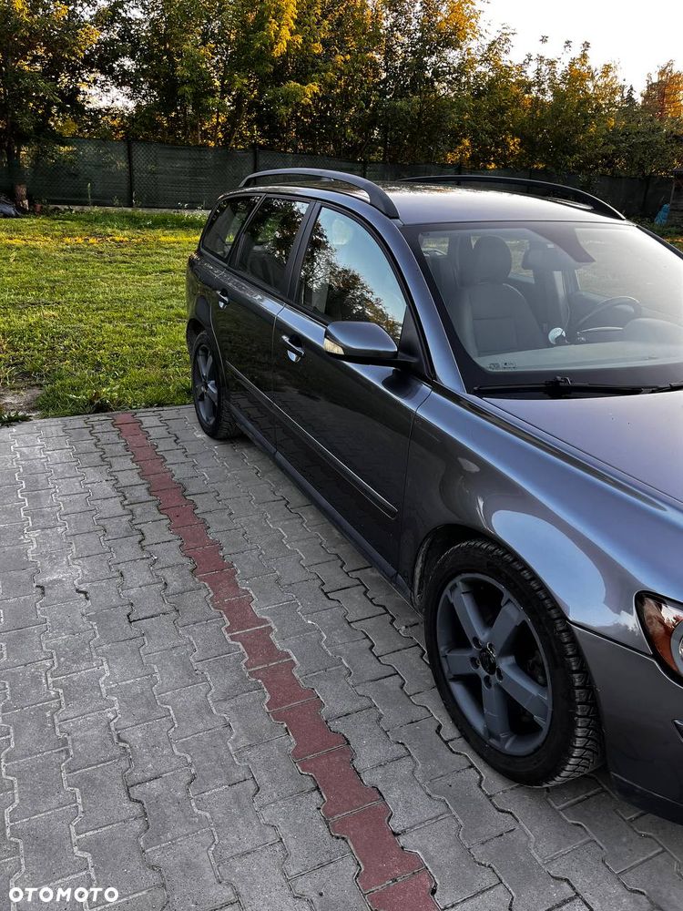 Volvo V50 2005 photo 2
