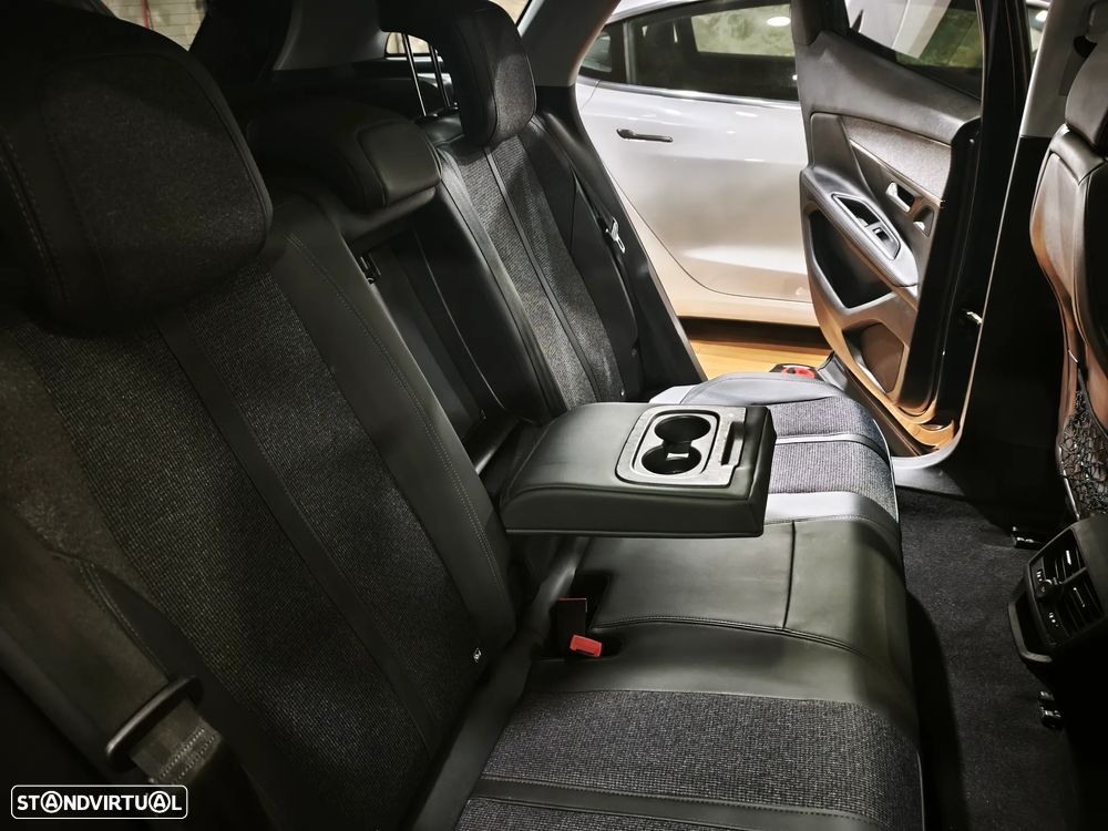 Peugeot 3008 225 e-EAT8 Allure Pack - 14