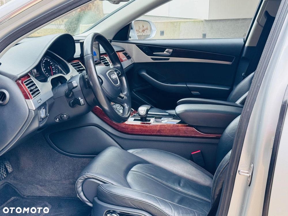 Audi A8 4.2 TDI DPF quattro tiptronic - 22