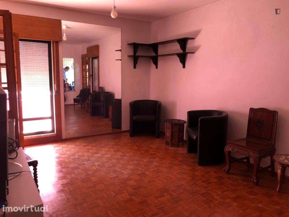 Apartamento com 2 quartos - localizado em Restelo Lisbon - Grande imagem: 5/8