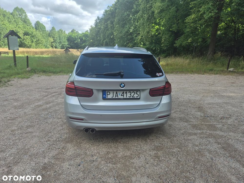 BMW Seria 3 320d - 5