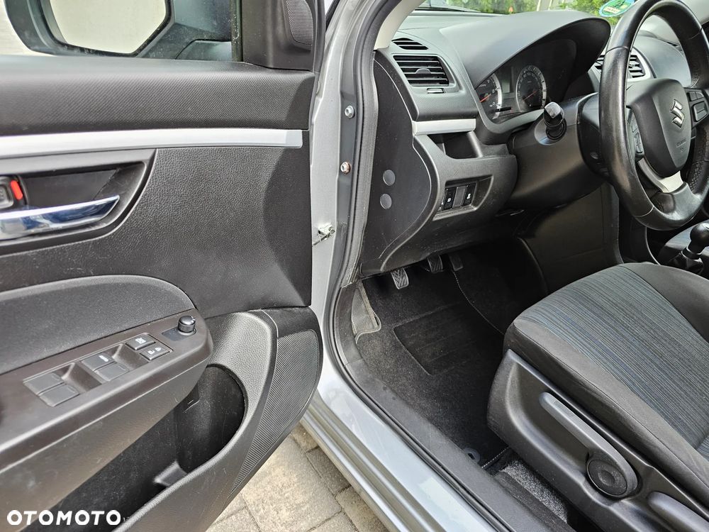 Suzuki Swift 1.3 DDiS Club - 15