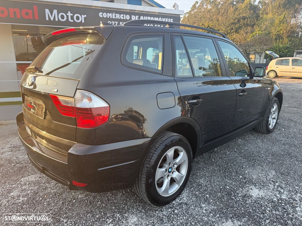 BMW X3 2.0 d LifeStyle - 28