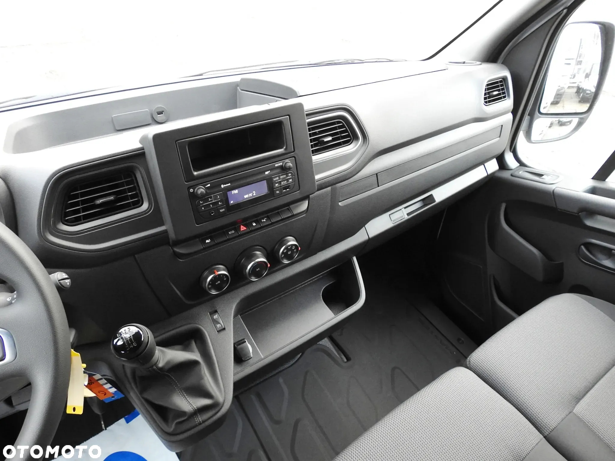 Renault MASTER NOWY FURGON CHŁODNIA IZOTERMA -10*C KLIMATYZACJA LEDY ASO GWARANCJA 135KM [ 333724 ] - 32