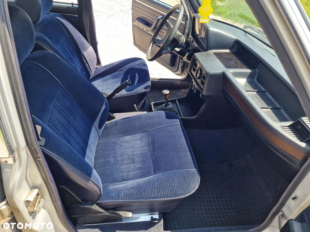 BMW Seria 5 520 - 26