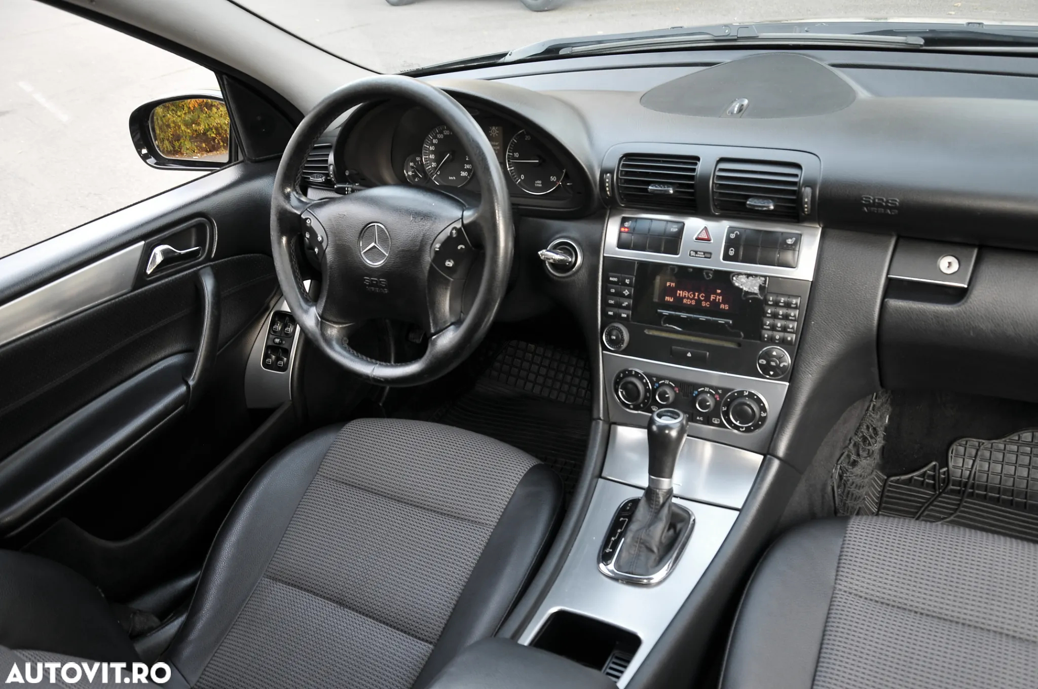 Mercedes-Benz C - 4