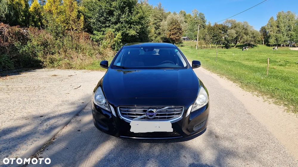 Volvo V60 D2 Momentum - 18