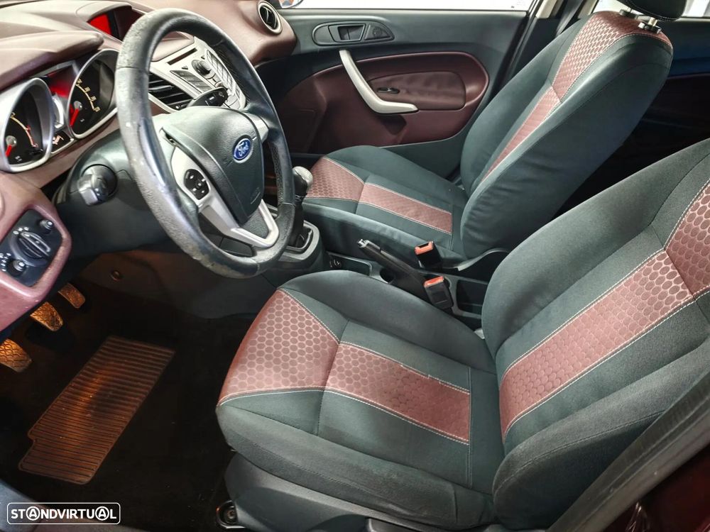 Ford Fiesta 1.25 Trend - 18