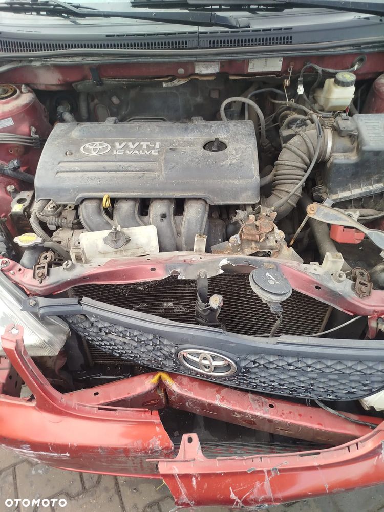 Toyota Corolla  e 12 na części. - 7