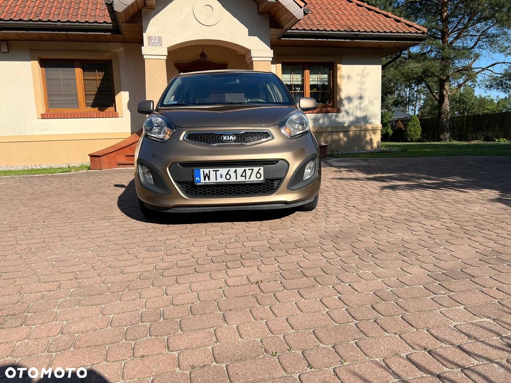 Kia Picanto 1.2 L - 6