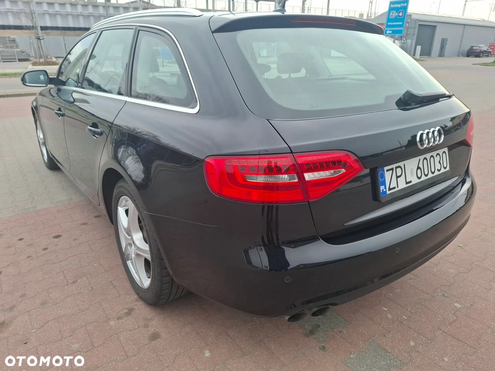 Audi A4 Avant 2.0 TDI DPF Ambiente - 5