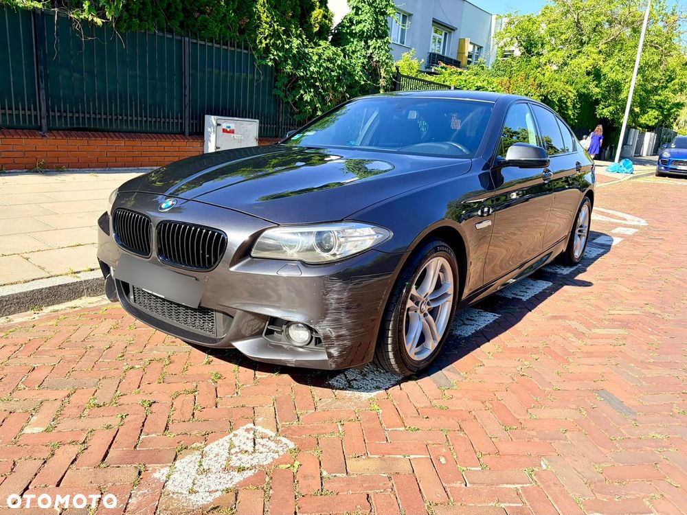 BMW Seria 5 525d xDrive - 6