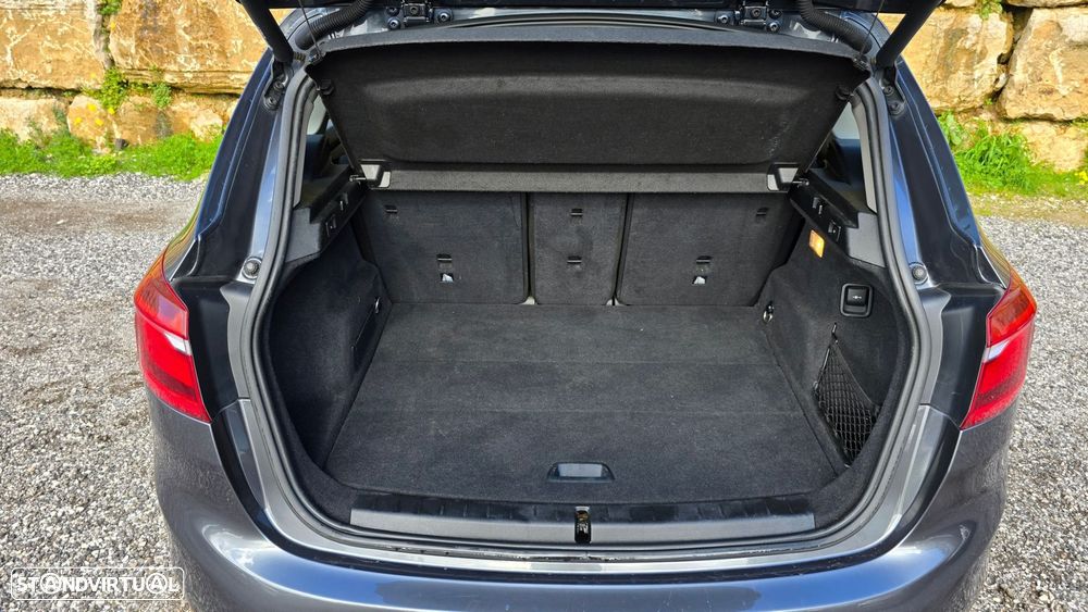 BMW 216 Active Tourer d Advantage - 52