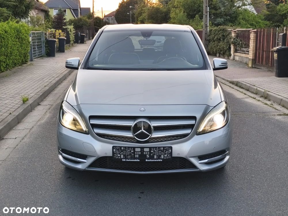 Mercedes-Benz Klasa B 180 BlueEFFICIENCY Edition Style - 12