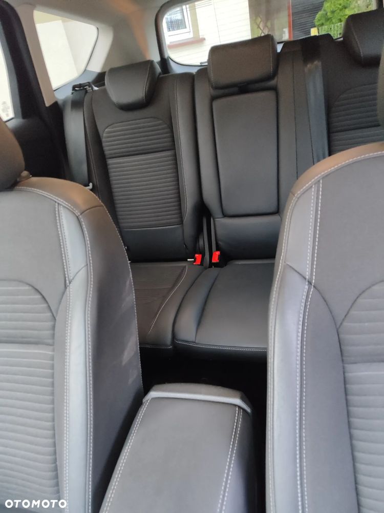 Ford Kuga 2.0 TDCi FWD Titanium - 9