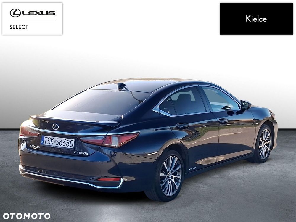 Lexus ES 300h Business Edition + - 6