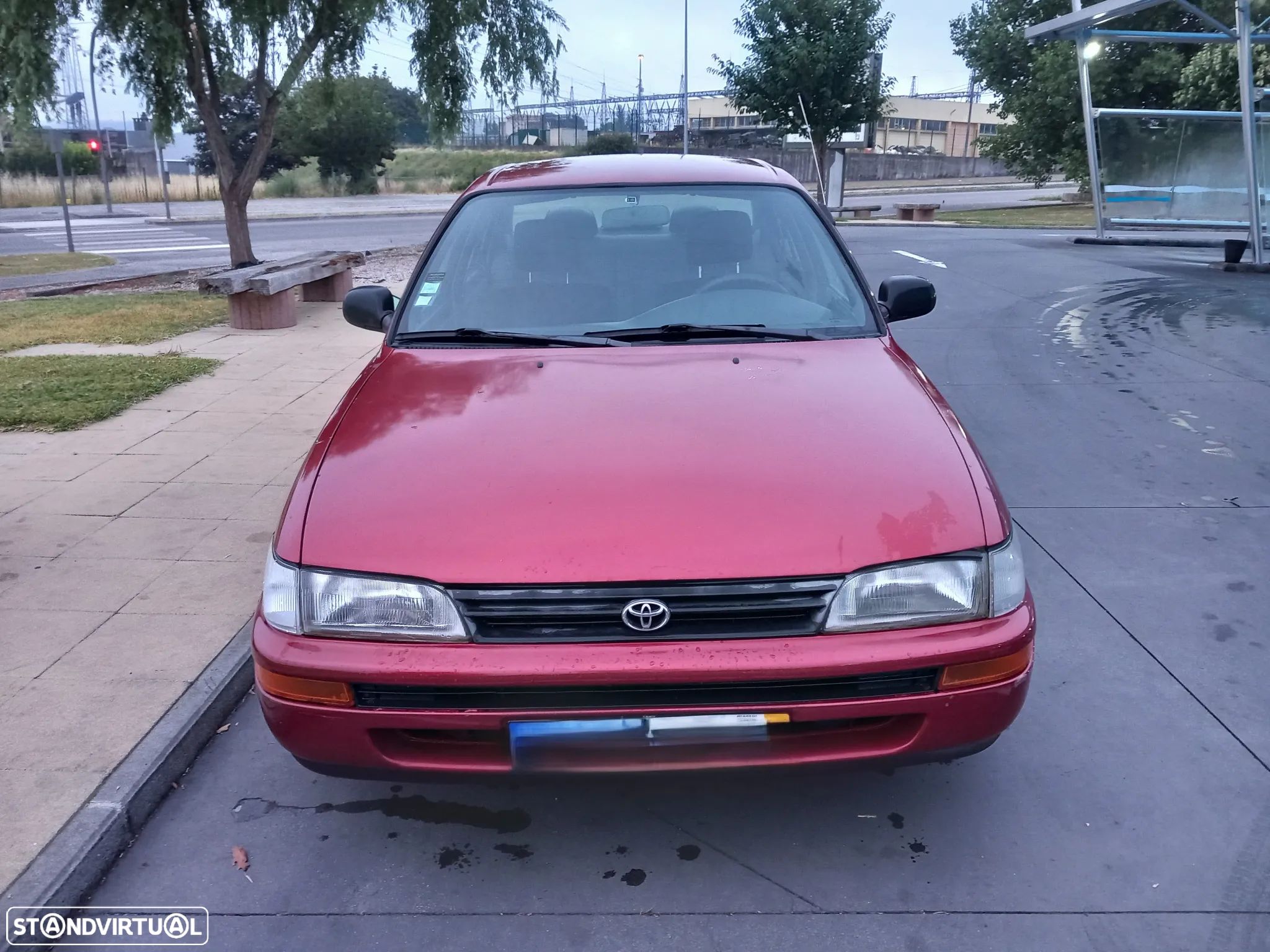 Toyota Corolla Sedan 1.3 XLi - 1