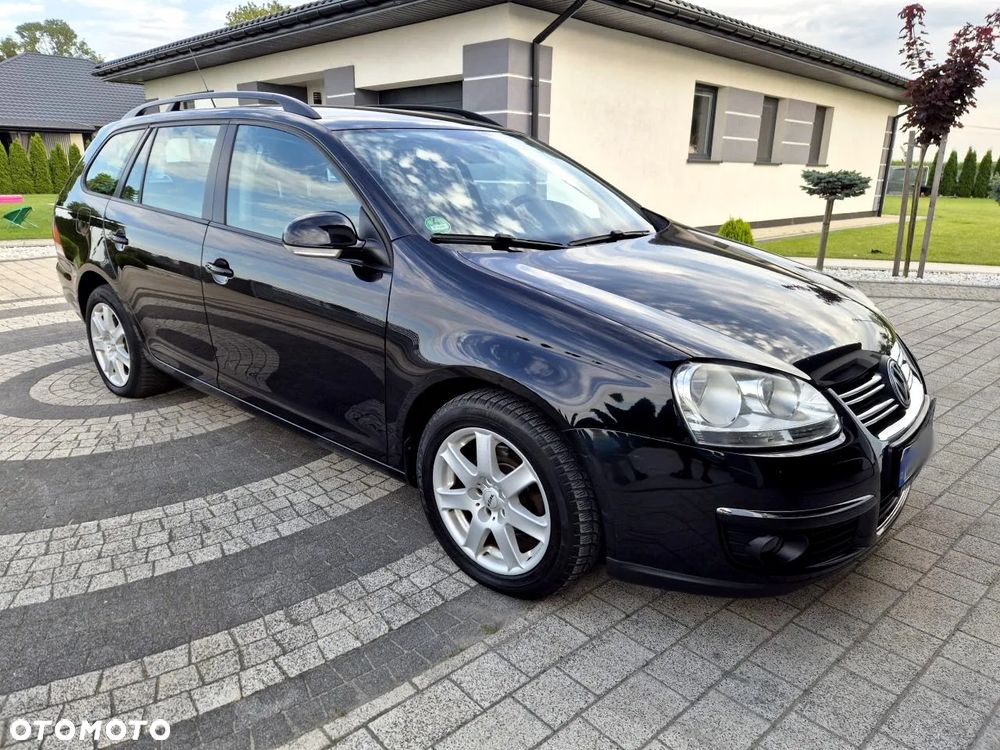 Volkswagen Golf - 3