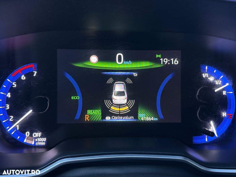 Toyota Corolla 1.8 HSD Active - 14