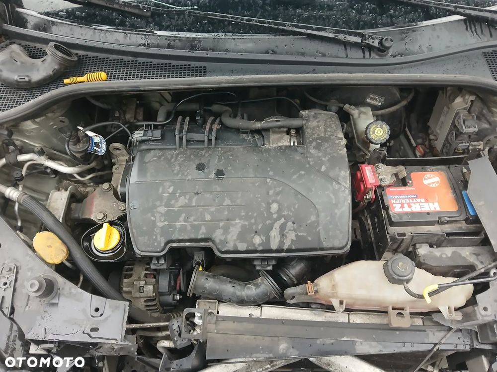 RENAULT CLIO III silnik 1.2 16v d4f740 skrzynia sanki belka przód tył wahacz zacisk - 2